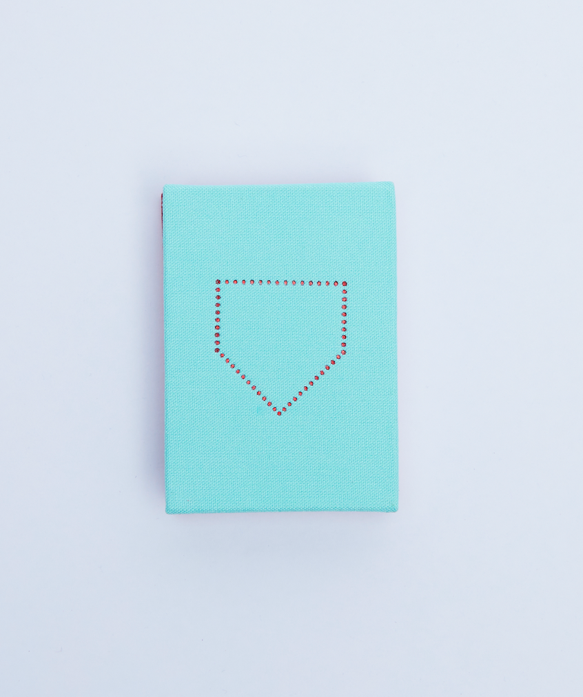 CANDLE IN MY POCKET 精裝小書